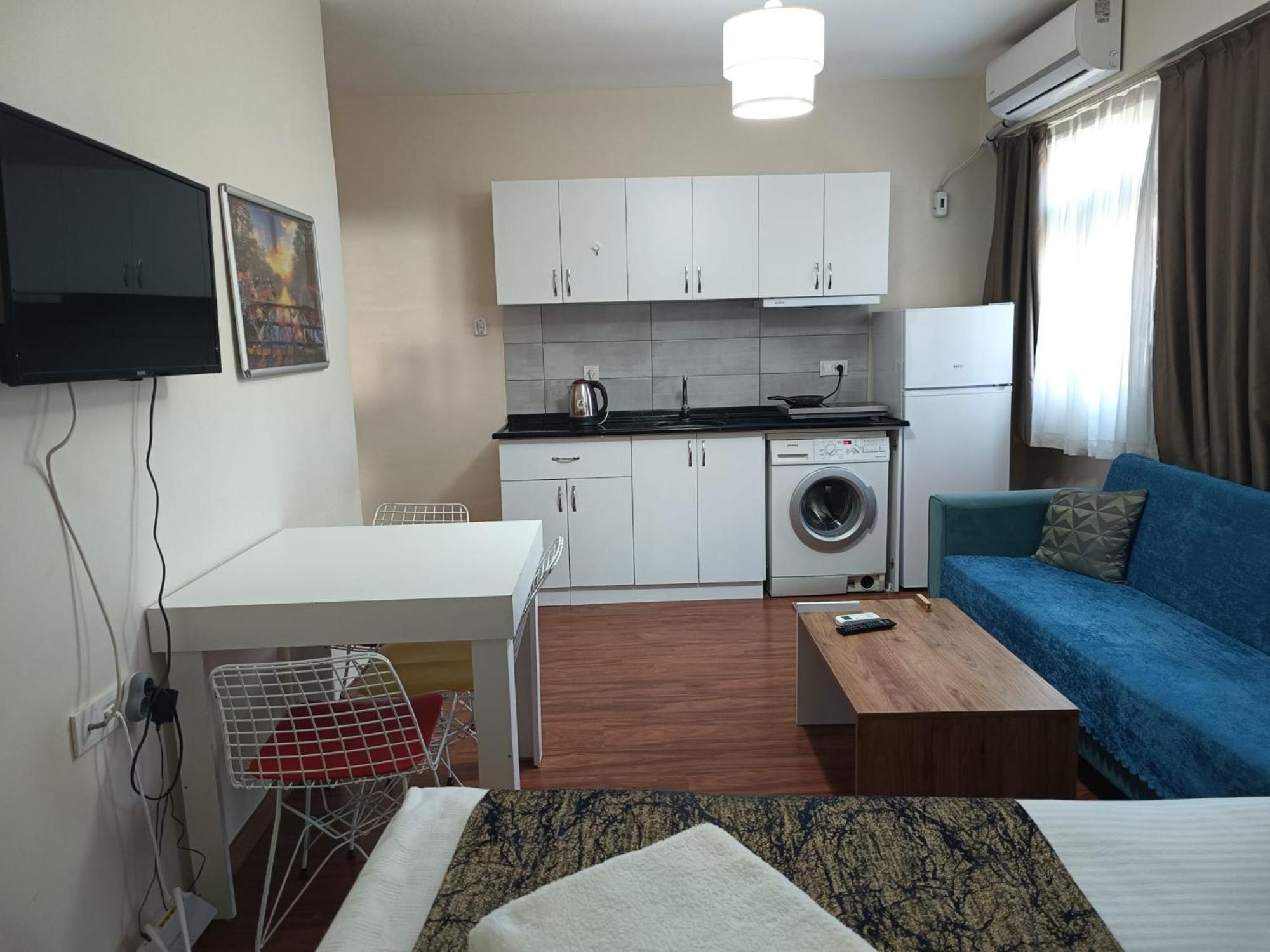 White Crown Apartman Ve Yasam Merkezi Istanbulská provincie Exteriér fotografie