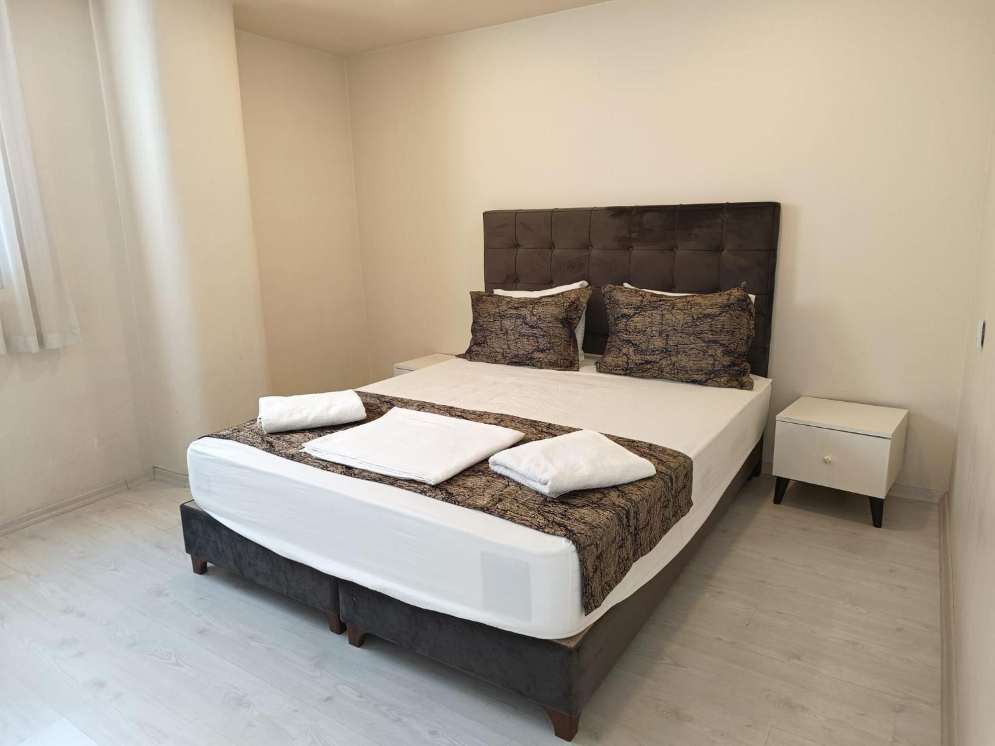 White Crown Apartman Ve Yasam Merkezi Istanbulská provincie Exteriér fotografie